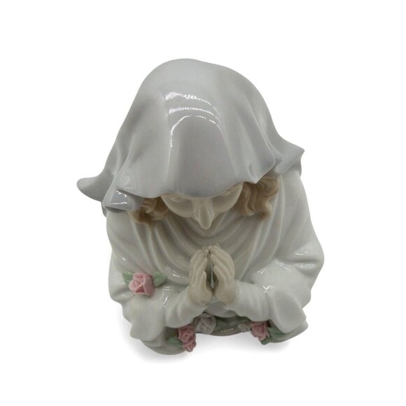 VIRGIN MARY Ceramic Figurine with Delicate Floral Details Vintage 6.2 x 4.7" - Picture 6 of 10